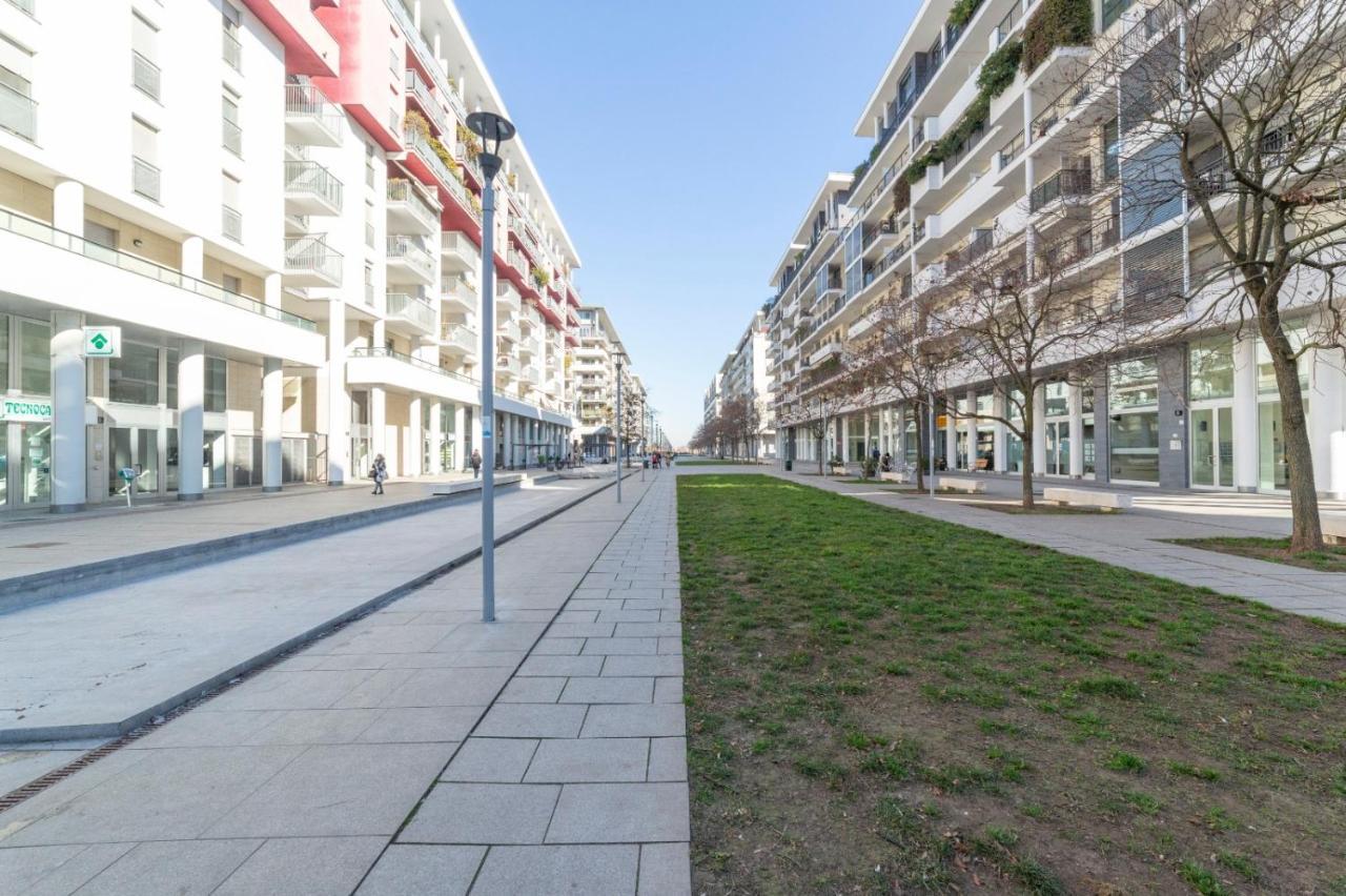 Milano Rogoredo Apartment With Garage Luaran gambar
